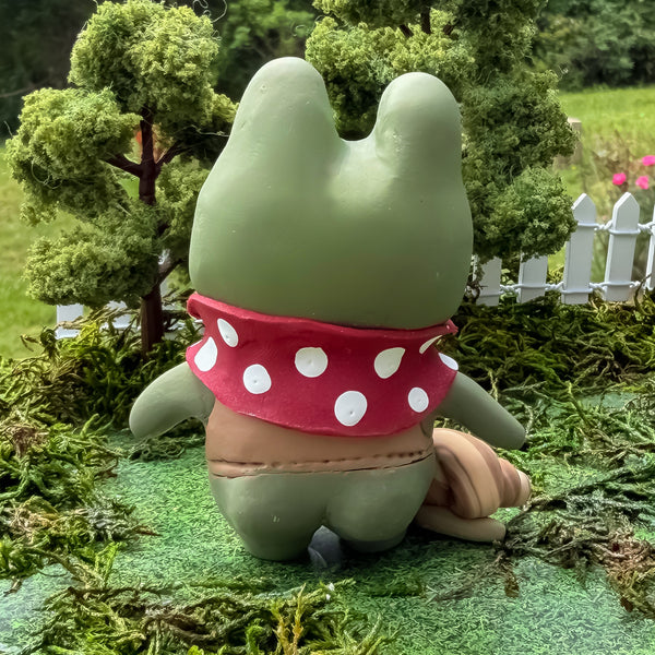 Oliver Desk Friend - (Adventuring Outfit)