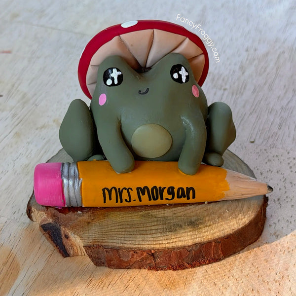 Customizable Classroom Desk Friend