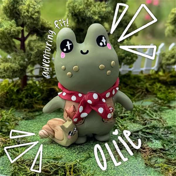 Oliver Desk Friend - (Adventuring Outfit)